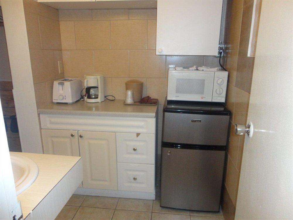 Niagara Parkway Court Motel Екстериор снимка