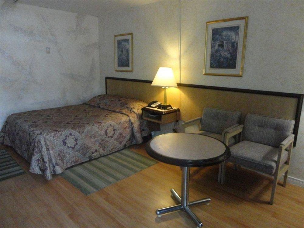 Niagara Parkway Court Motel Екстериор снимка