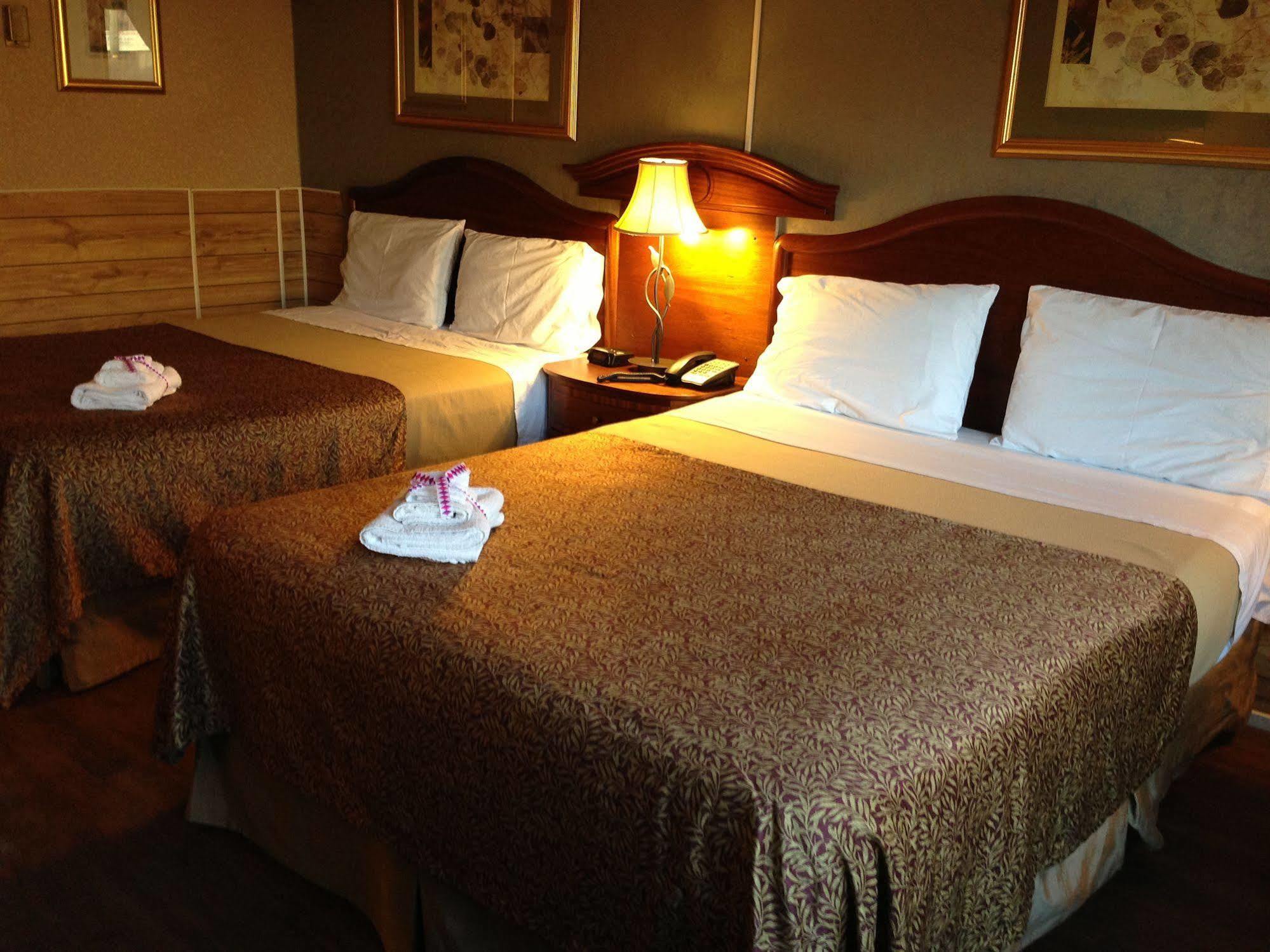 Niagara Parkway Court Motel Екстериор снимка